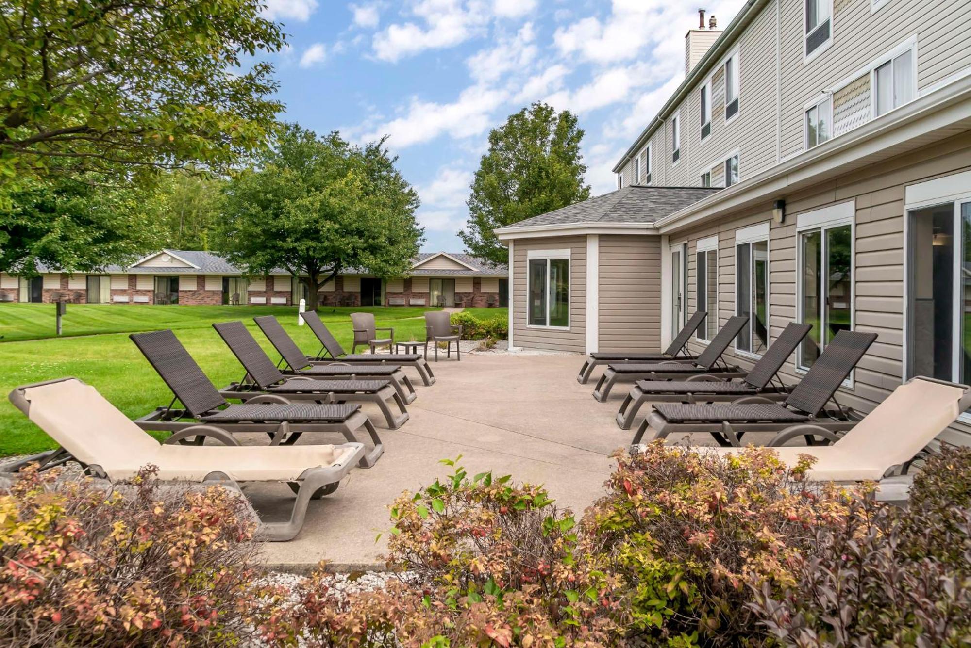 Best Western Beacon Inn Grand Haven Zewnętrze zdjęcie