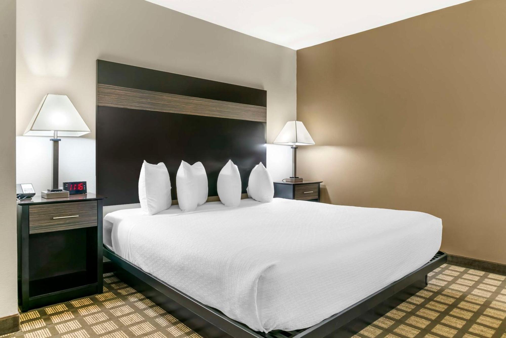 Best Western Beacon Inn Grand Haven Zewnętrze zdjęcie