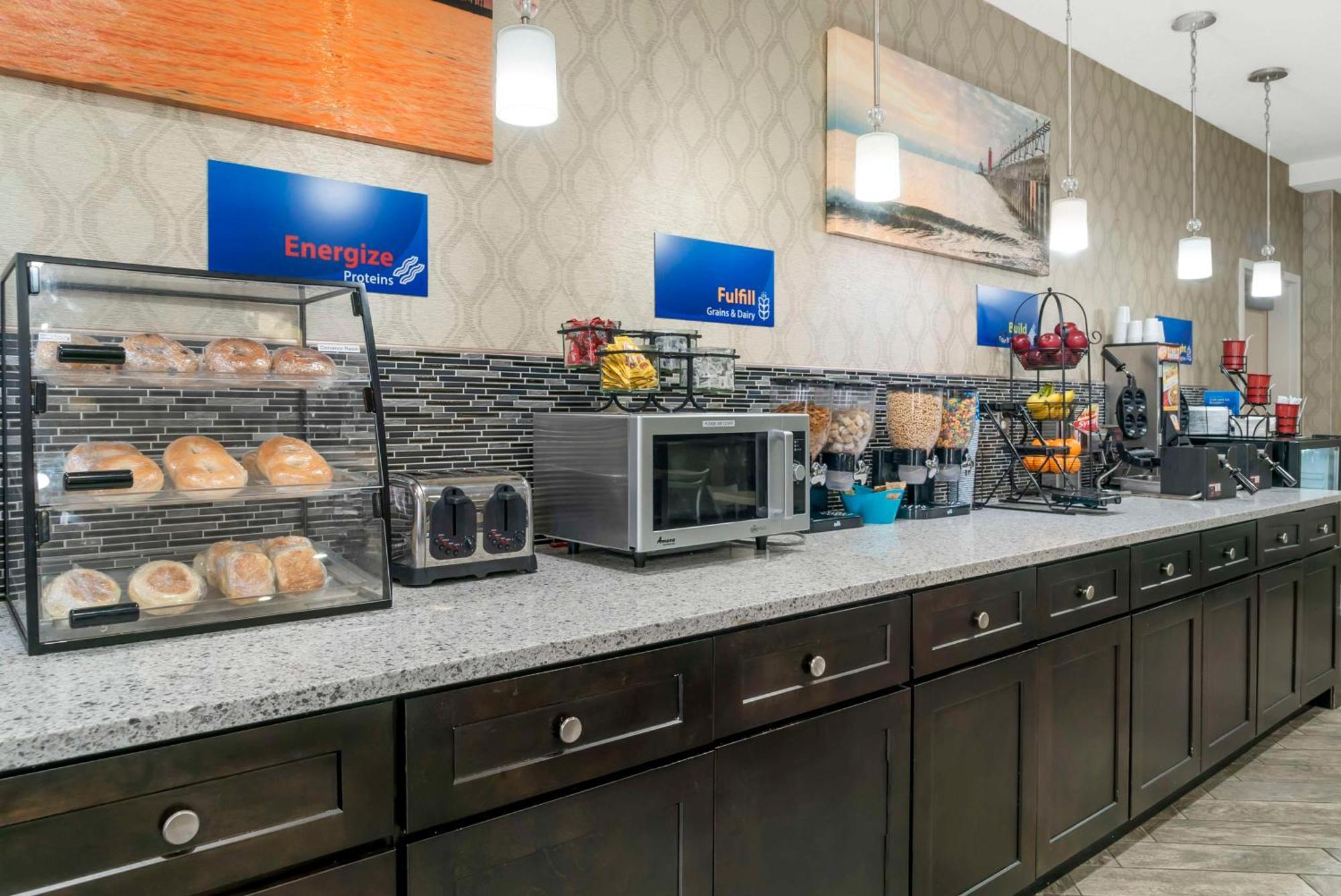 Best Western Beacon Inn Grand Haven Zewnętrze zdjęcie